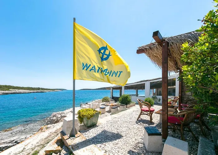 Dalmatino * Rukavac (Vis)