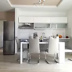 Dalmatino 아파트