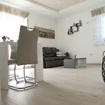 아파트 Dalmatino *