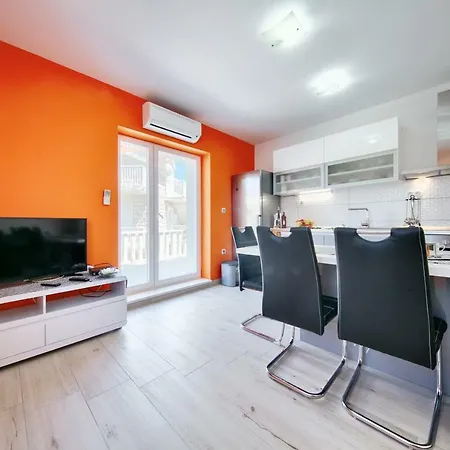 Apartment Dalmatino