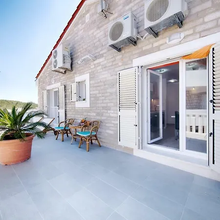 Dalmatino Apartment Rukavac (Vis)