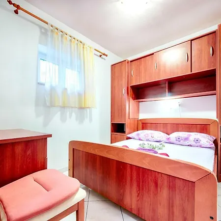 Dalmatino Rukavac (Vis)