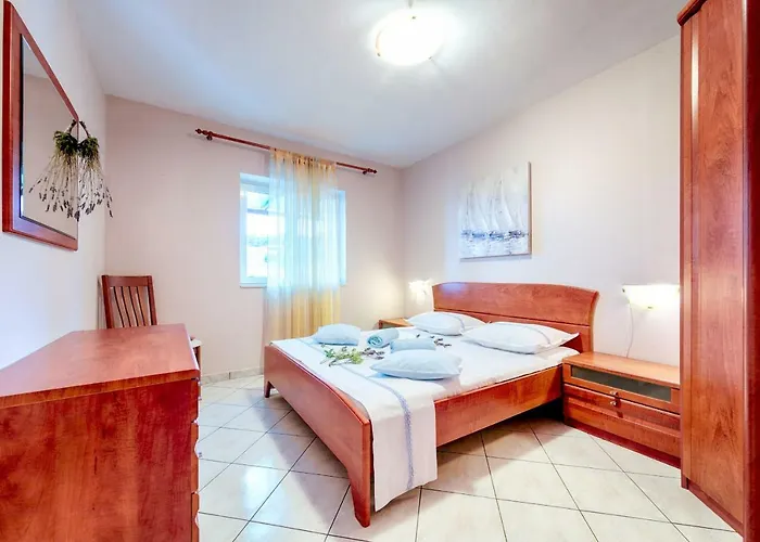 Dalmatino Rukavac (Vis)